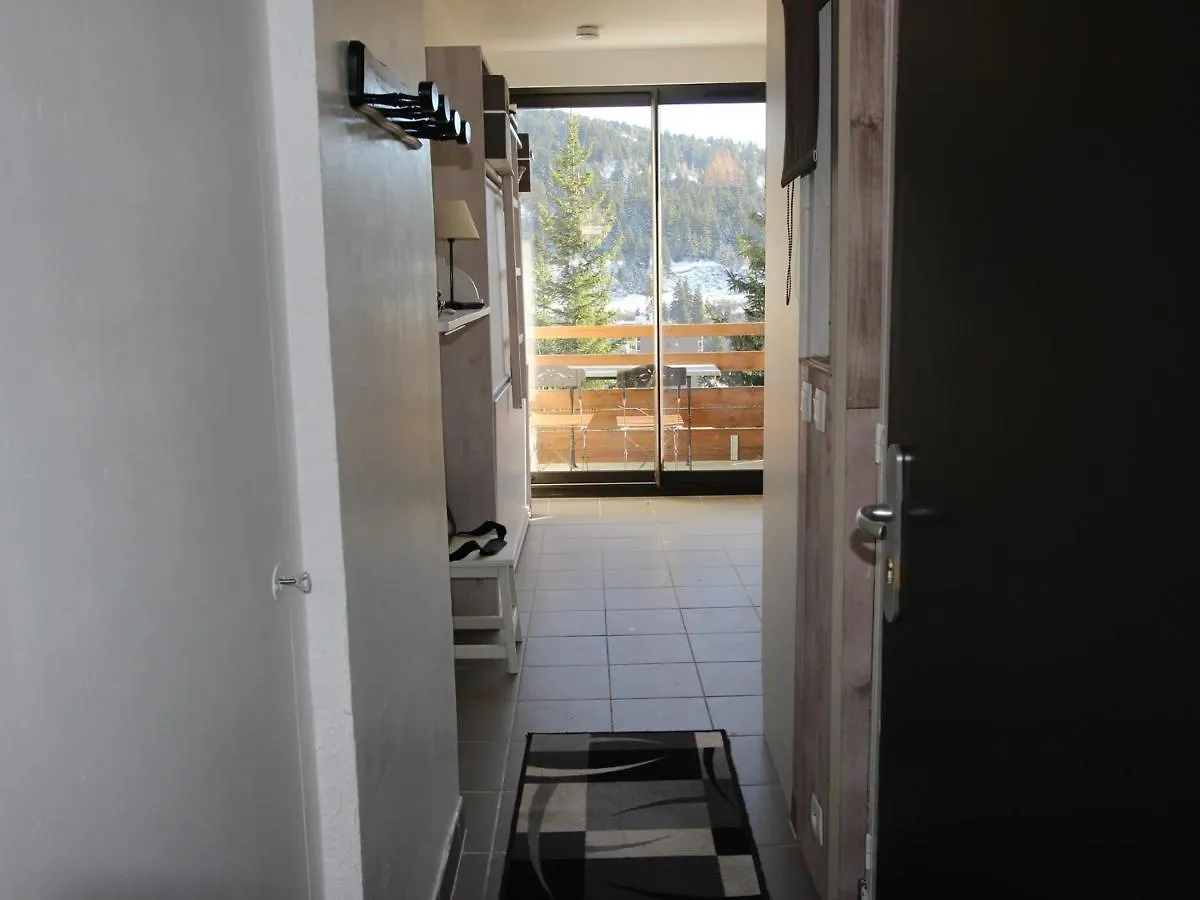 Studio Renove Bien Equipe Avec Balcon Expose Sud - Fr-1-340-264 Apartment Chamrousse France