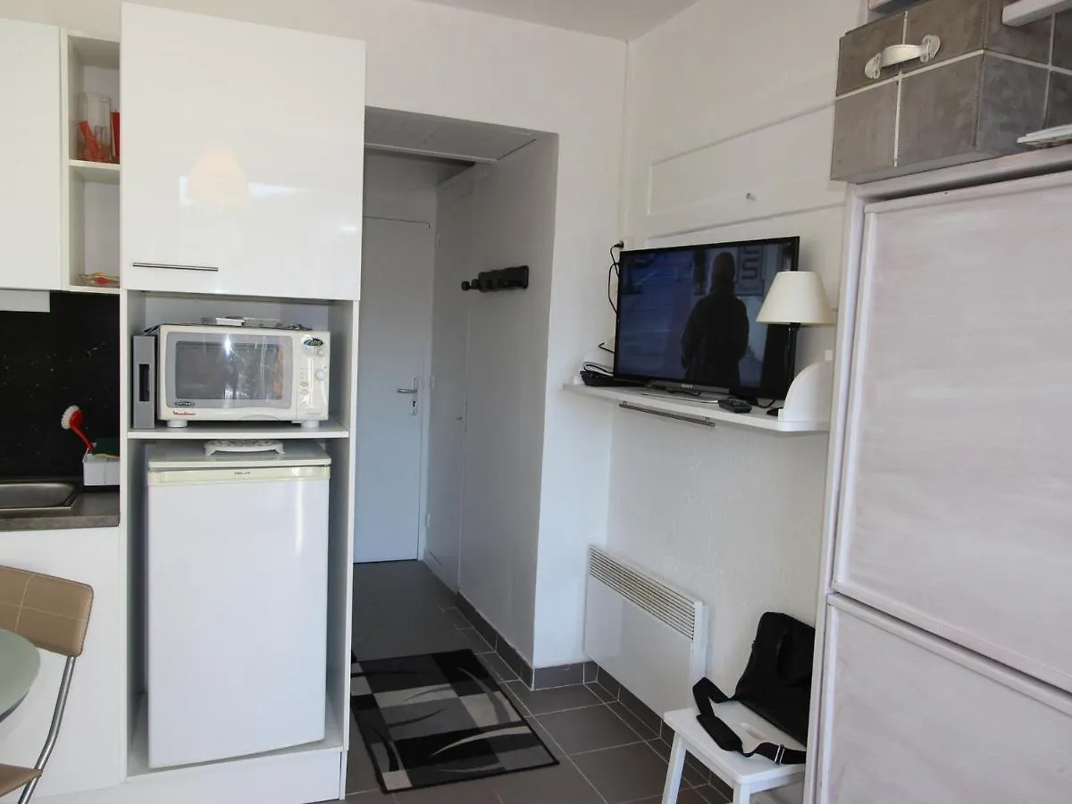 Studio Renove Bien Equipe Avec Balcon Expose Sud - Fr-1-340-264 Apartment Chamrousse
