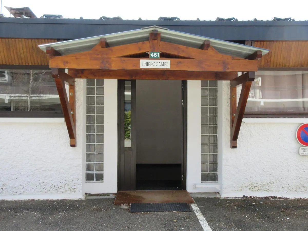 Studio Renove Bien Equipe Avec Balcon Expose Sud - Fr-1-340-264 Apartment Chamrousse